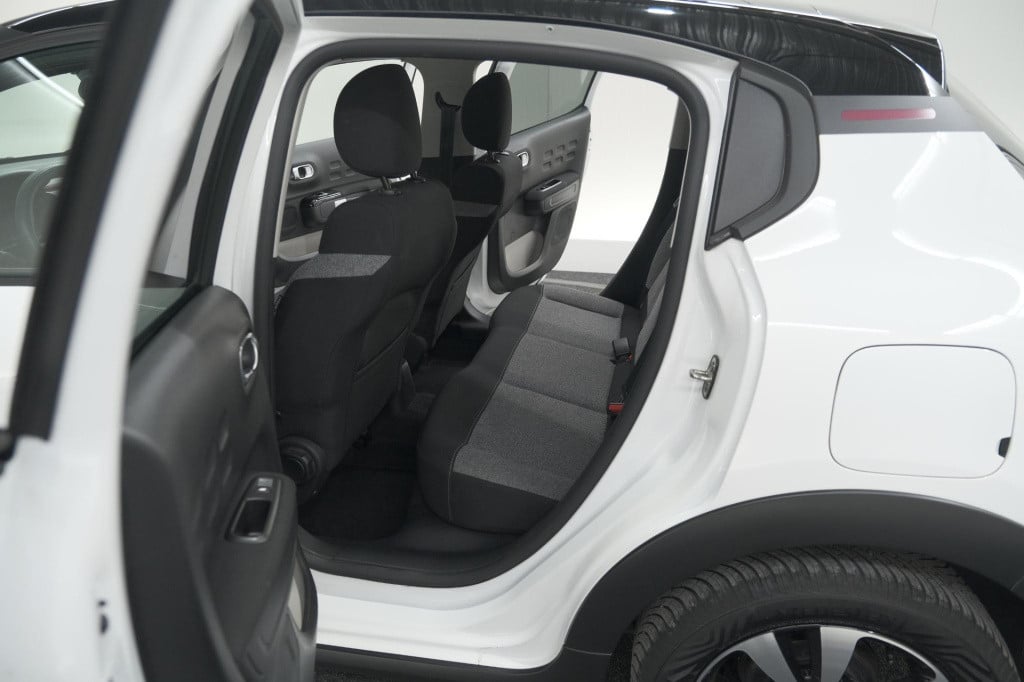 Citroen C3 puretech 82 c-series | parkeersensoren | navigatie | climate con