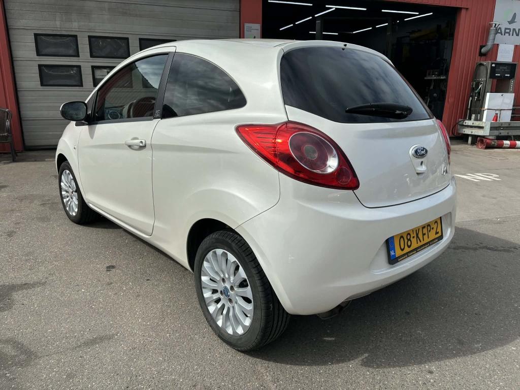 Ford KA 1.2 titanium