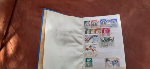 POSTZEGEL BOEKJE VAN DIV KLEINE LANDEN ** vanaf 1 Cent **