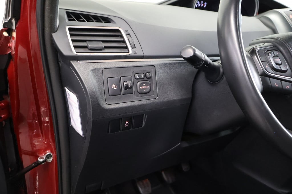 Toyota Corolla Verso 1.8 vvt-i volcano edition