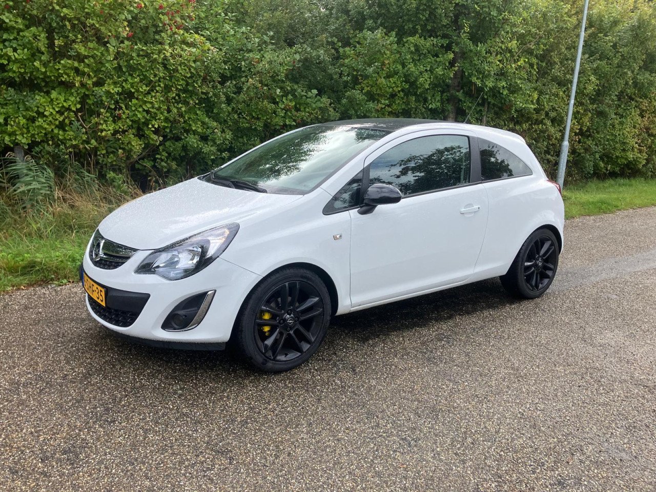 Opel Corsa 1.4 Color Edition