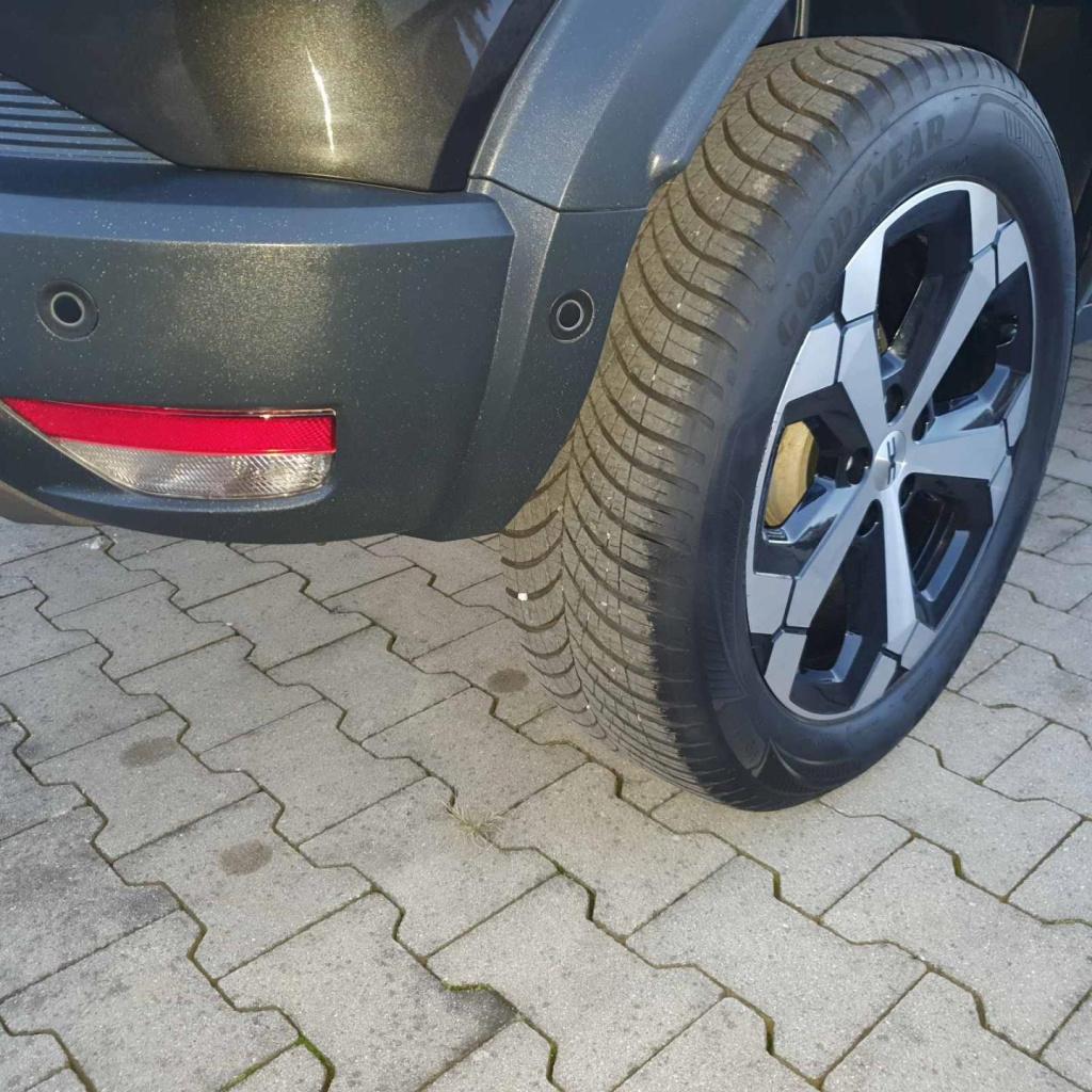 Dacia Duster 1.6 hybrid 140 expression automaat