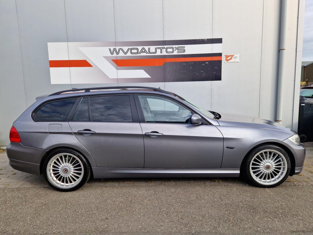 BMW 3-serie touring 320i high executive