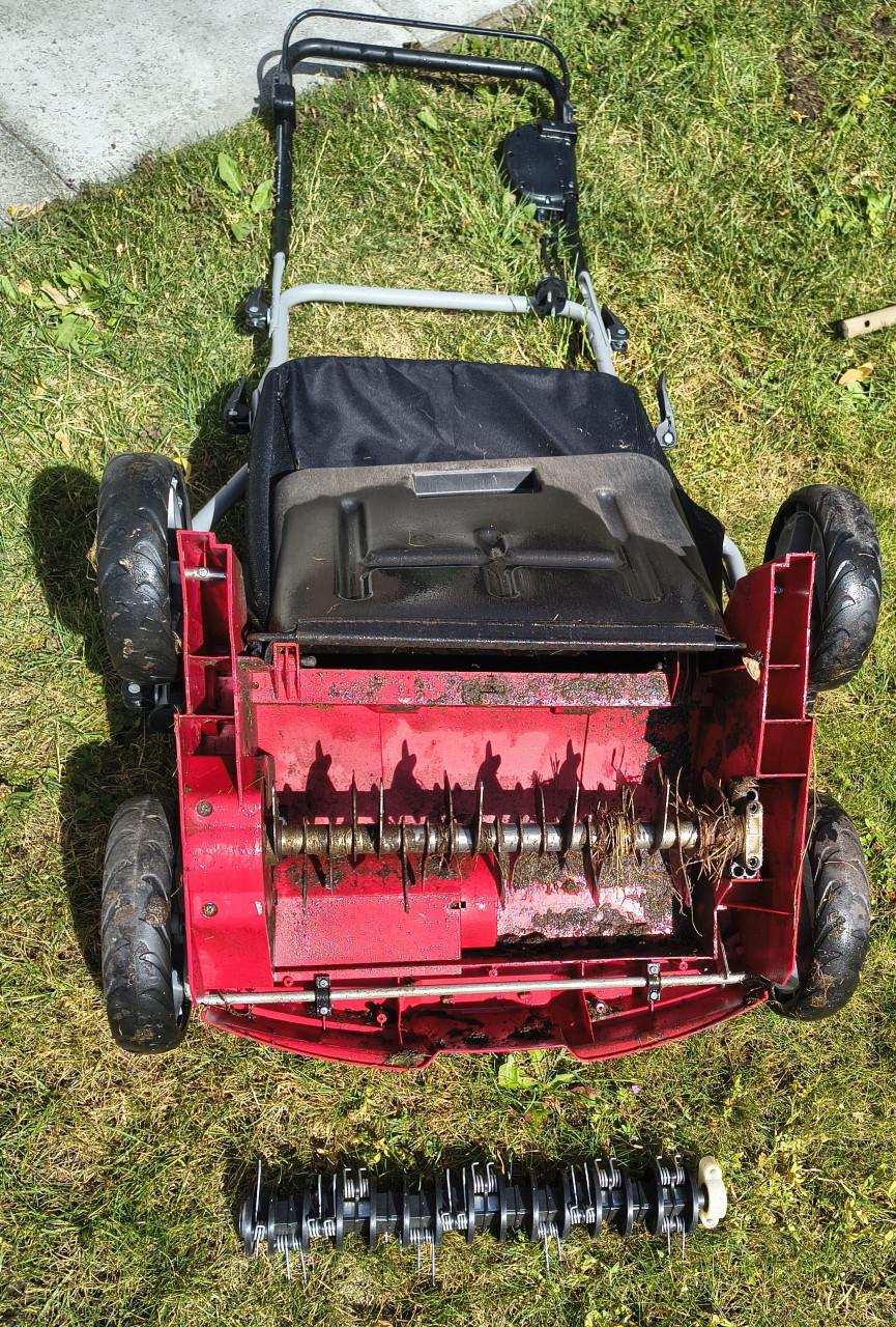 Verticuteer machine