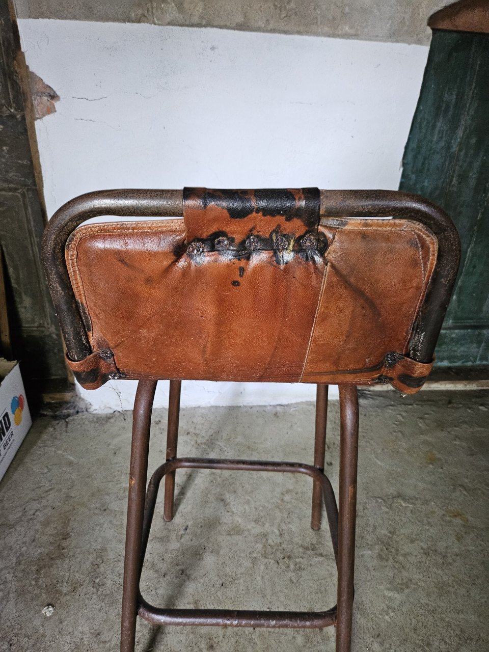 Bartafel en krukken