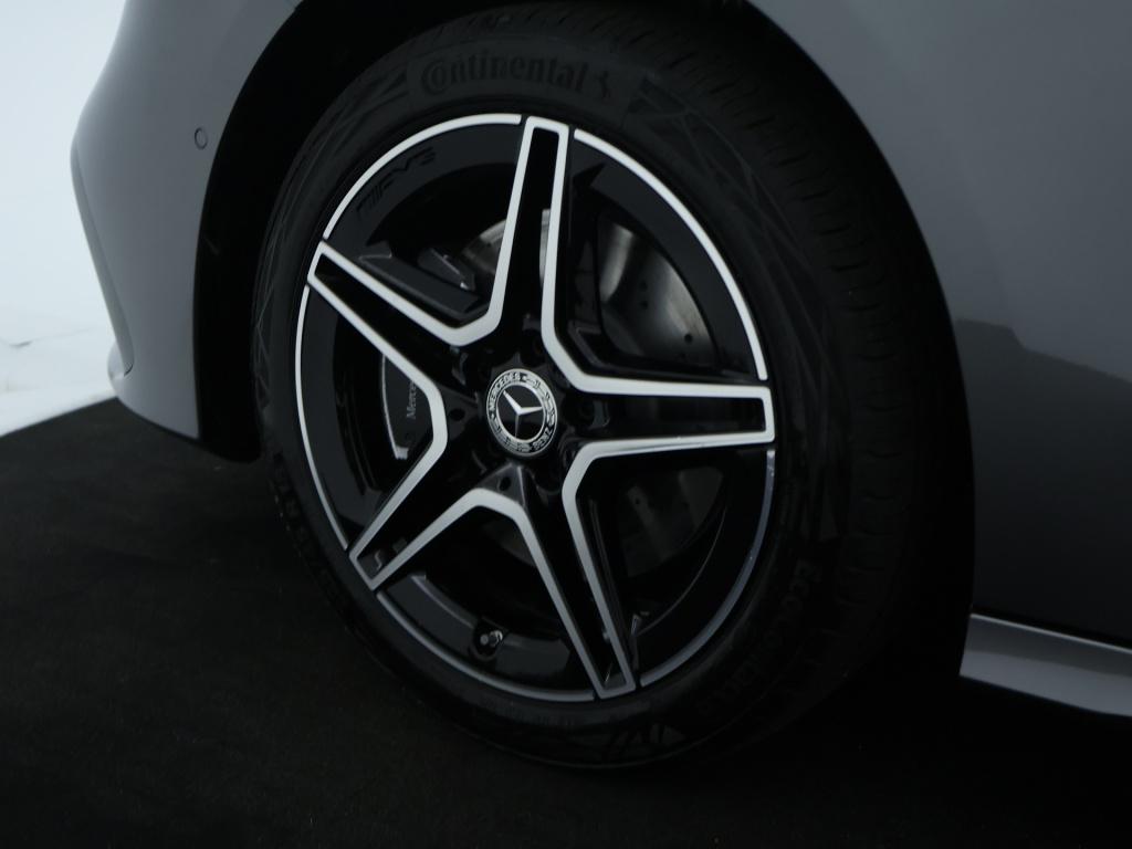 Mercedes-Benz A-Klasse 250 e business solution amg | nightpakket | parkeerp