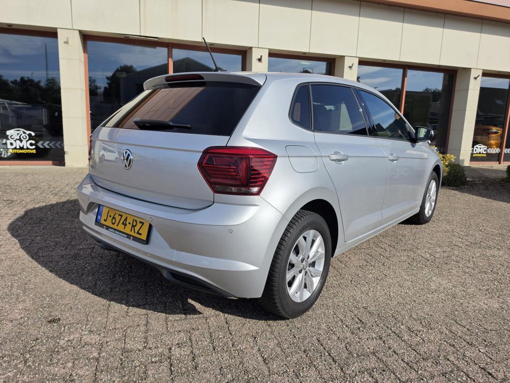 Volkswagen Polo 1.0 tsi highline business r | clima | acc | navi |apple car