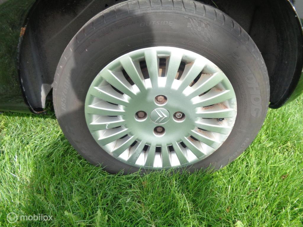 Citroen C3 1.6i-16v exclusive/stuurbekr/airco/trekhaak/apk tot 10-10-2027