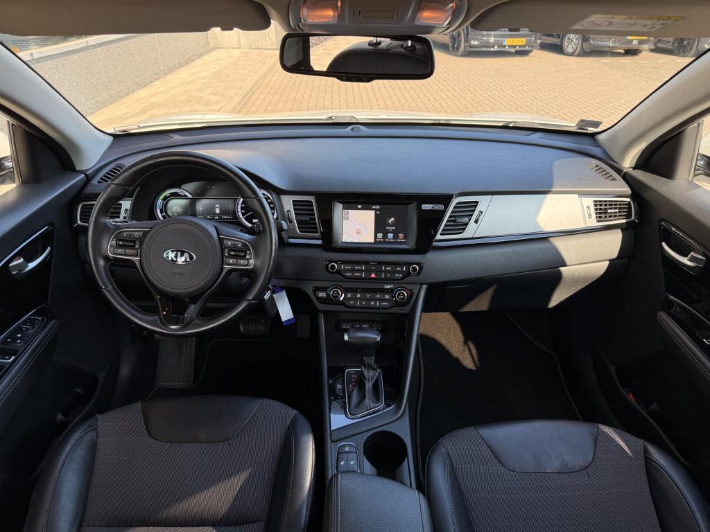 Kia Niro 1.6 gdi hybrid comfortline | stoel/stuur verwarming | acc | achter