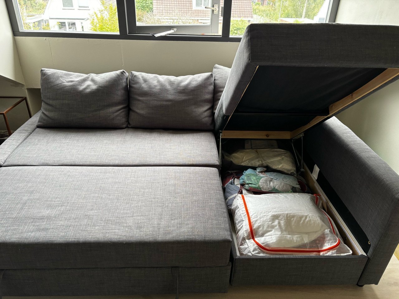 Ikea slaapbank Friheten