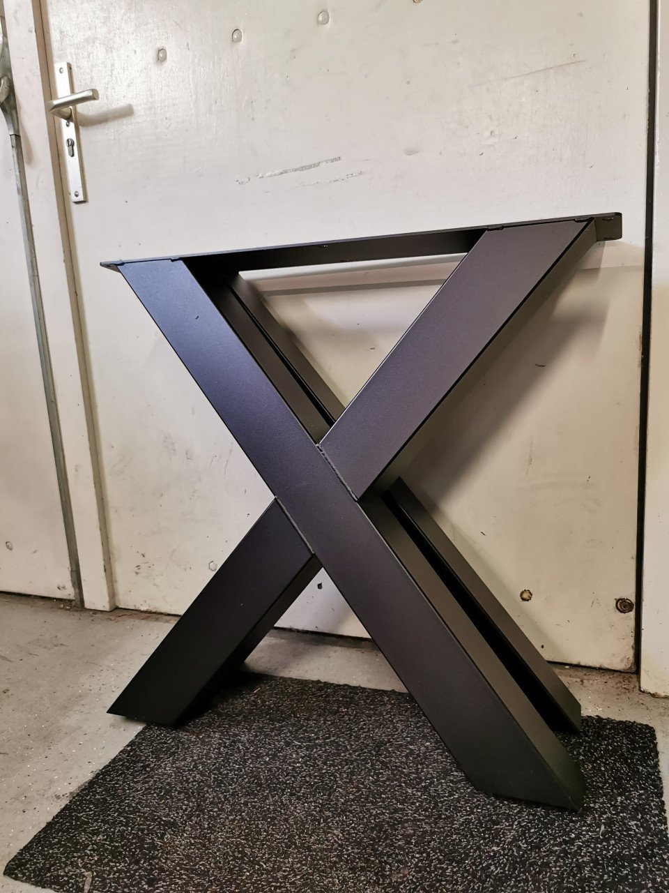 Onderstel voor eettafel - X-poten - zwart staal