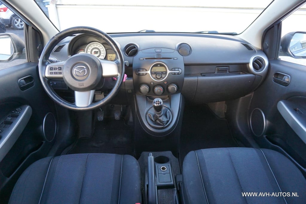 Mazda 2 1.3hp s-vt executive