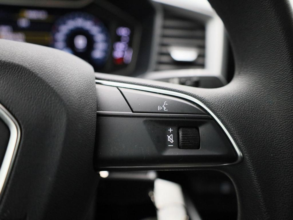 Audi A1 Sportback 25 tfsi pro line | lmv | parkeer sensoren | virtual cockp