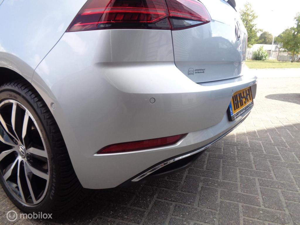 Volkswagen Golf 1.5 tsi iq-drive/airco/ecc/panorama dak/led/navi/carplay/lm