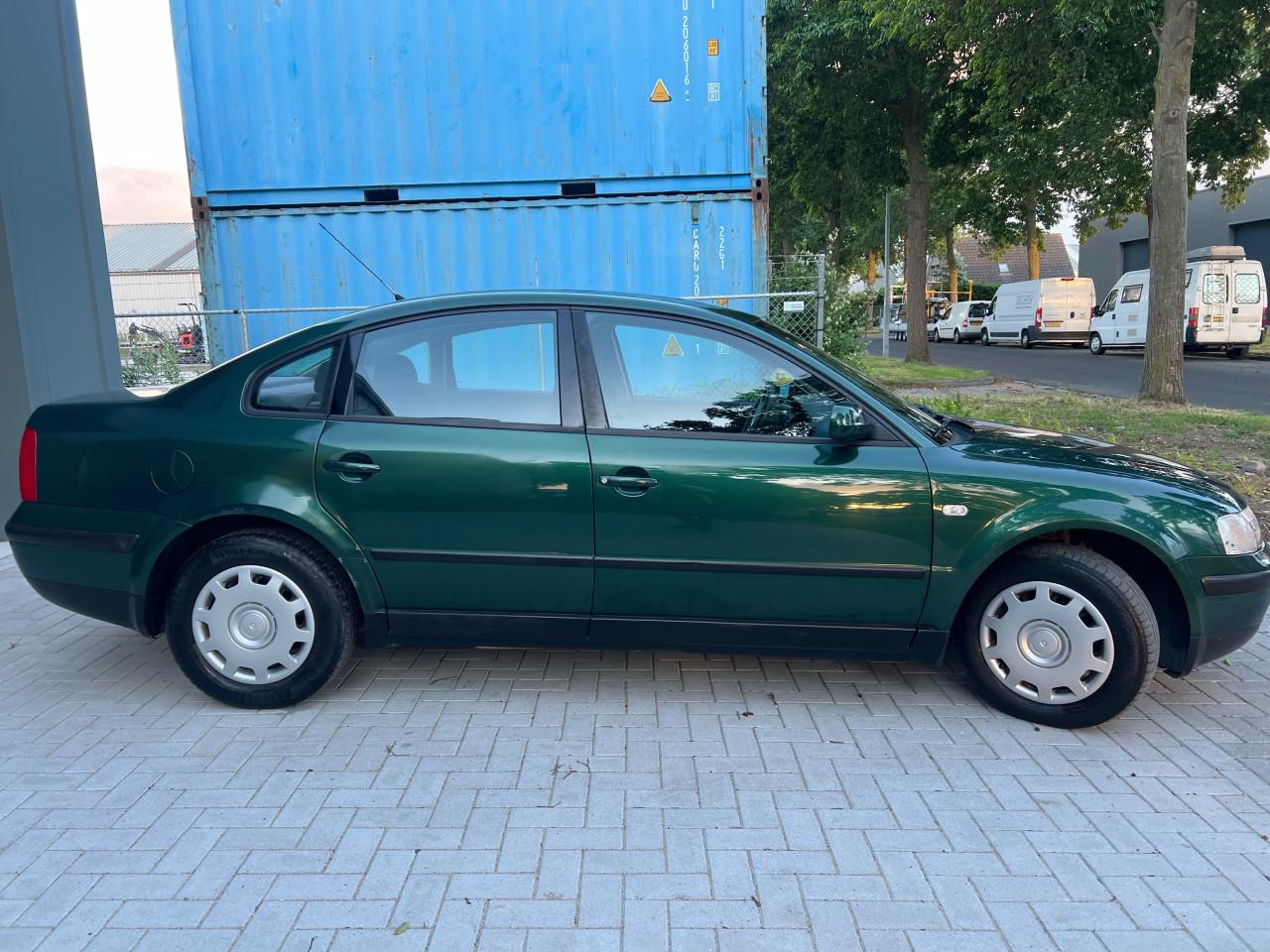 Volkswagen Passat 1.6- 130.494KM 1e eigenaar