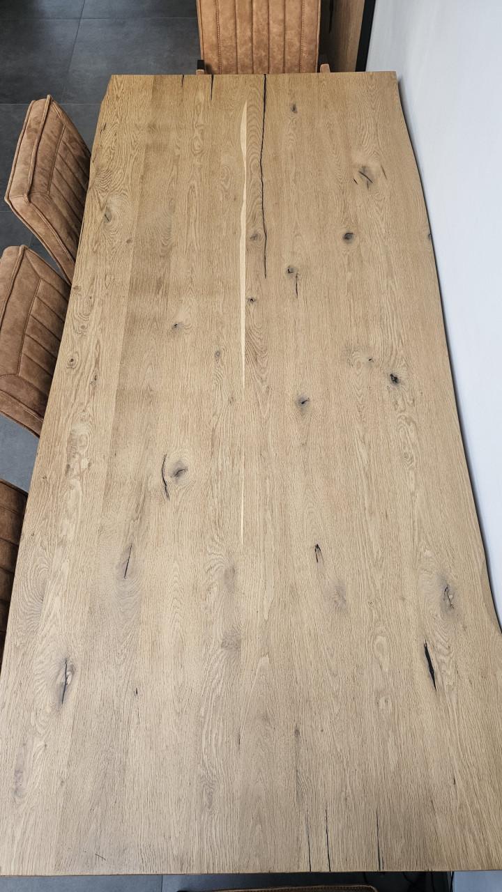 Eetkamertafel en stoelen Henders en Hazel Metalox 230 x 100 cm