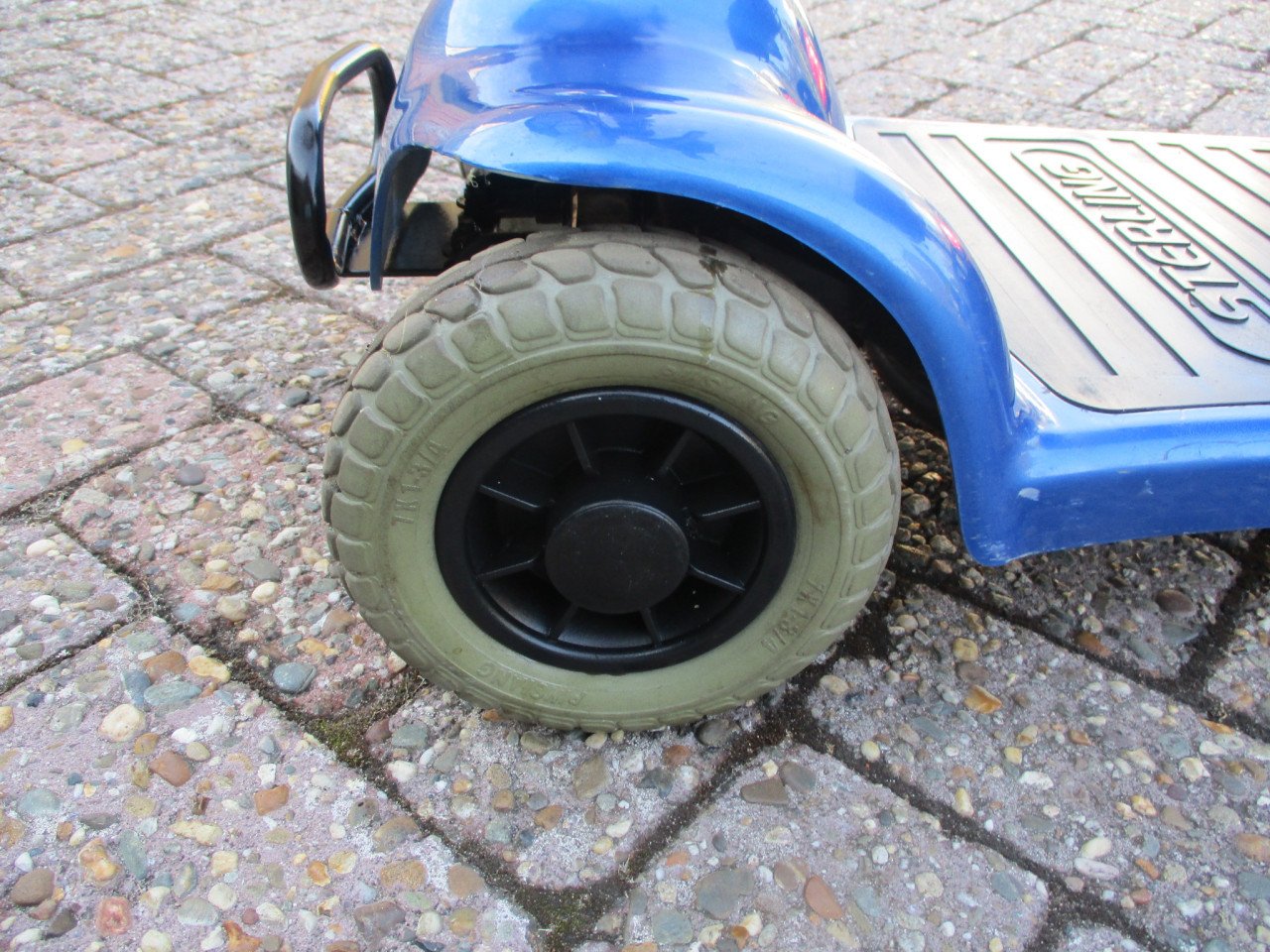 Opvouwbare Sterling 4wiel scootmobiel compleet met de oplader