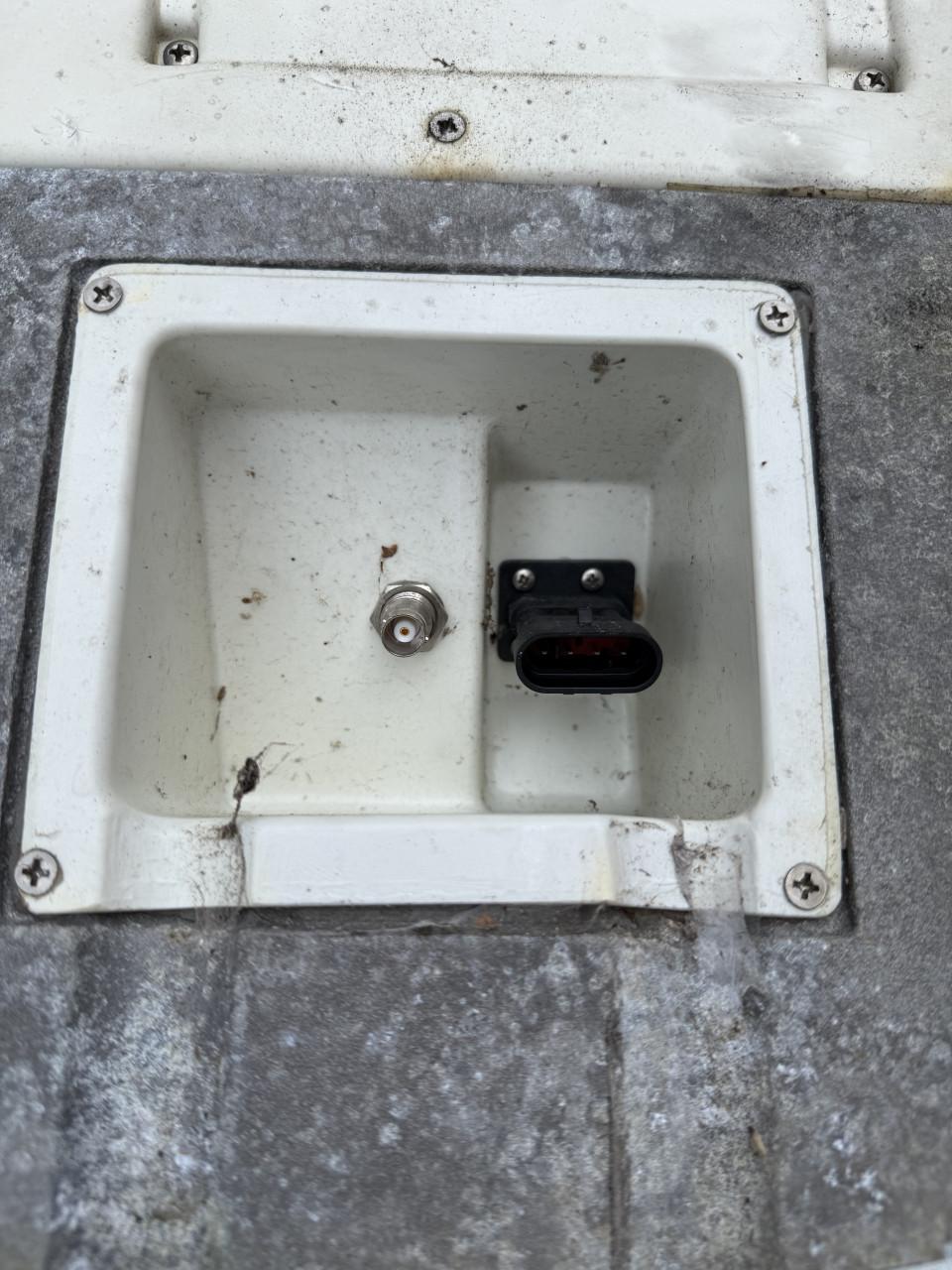 Oyster HD automatische satellietschotelset