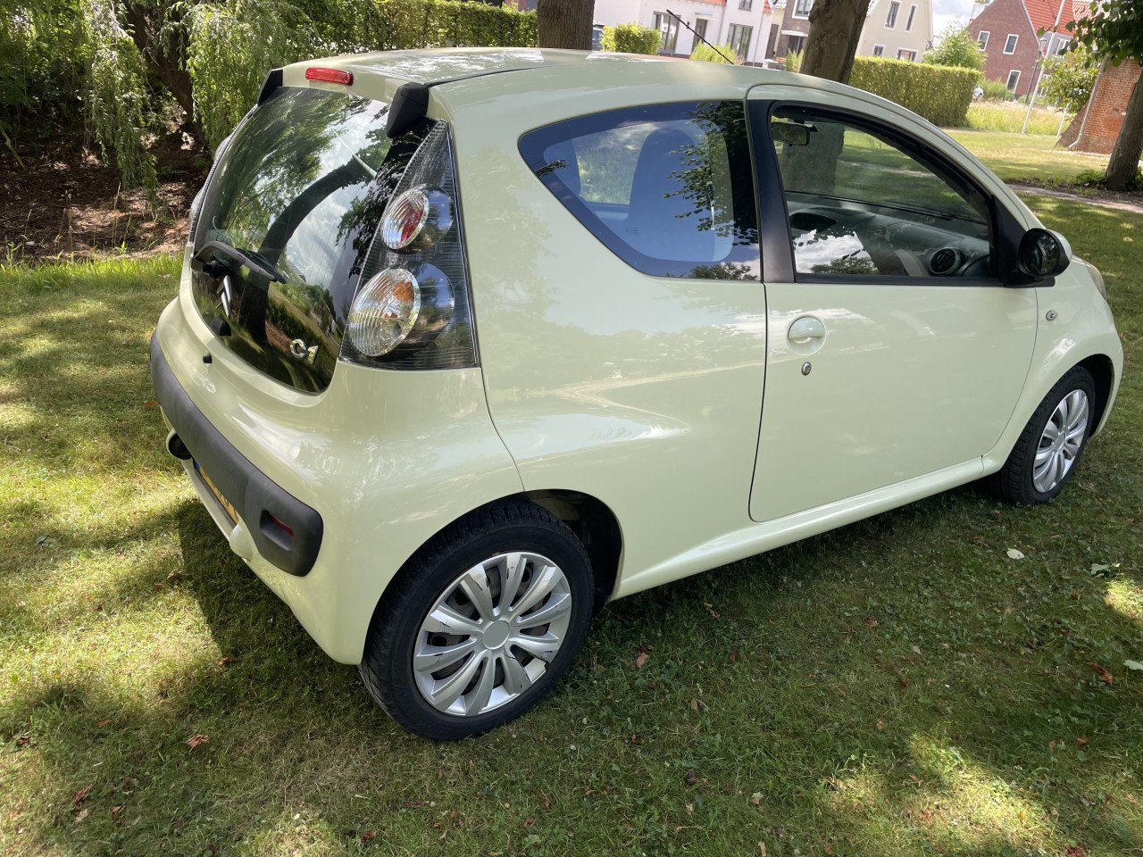 Auto