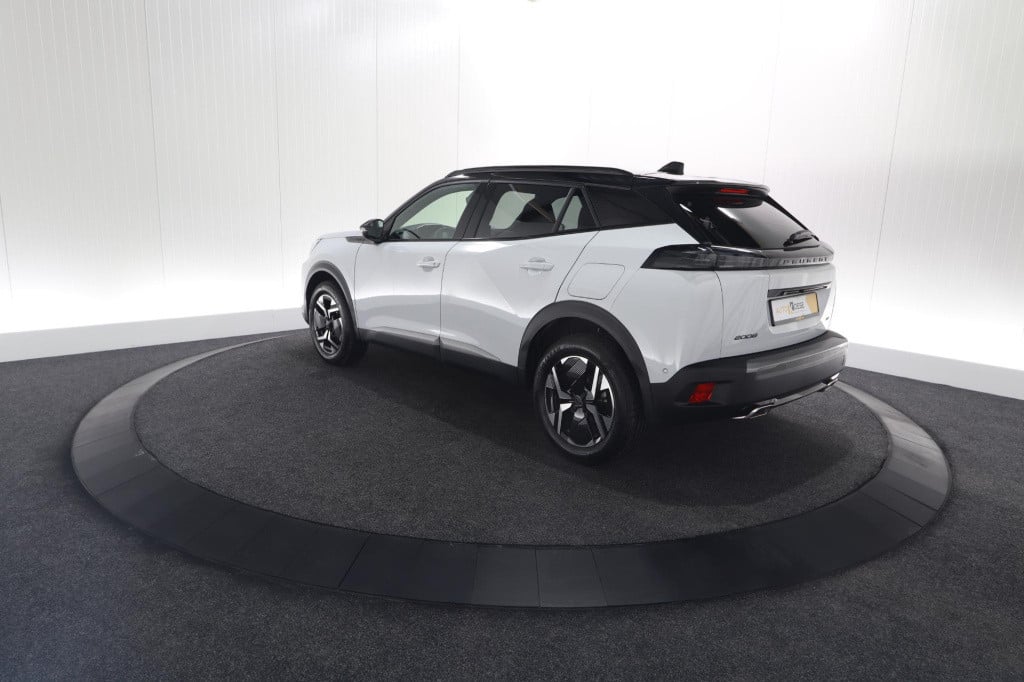Peugeot 2008 puretech 130 eat8 gt | 360 camera | stoelmassage | adaptieve c
