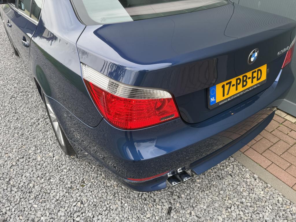 BMW 5 Serie 530i high executive sedan