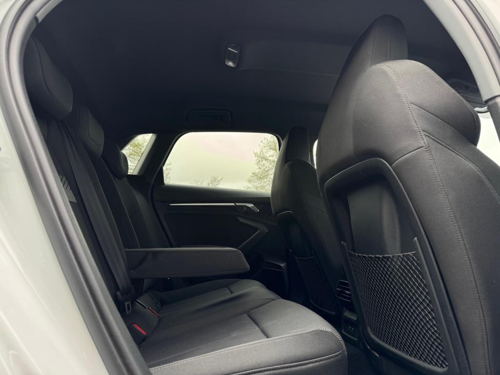 Audi A3 sportback 40 tfsi e * black pack * dealer onderhouden * stoelverwar