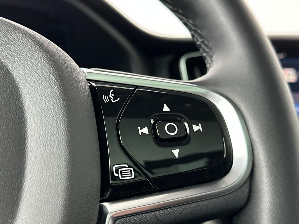 Volvo XC60 t8 455pk recharge dark| luchtvering| adap.cruise| 360camera| awd