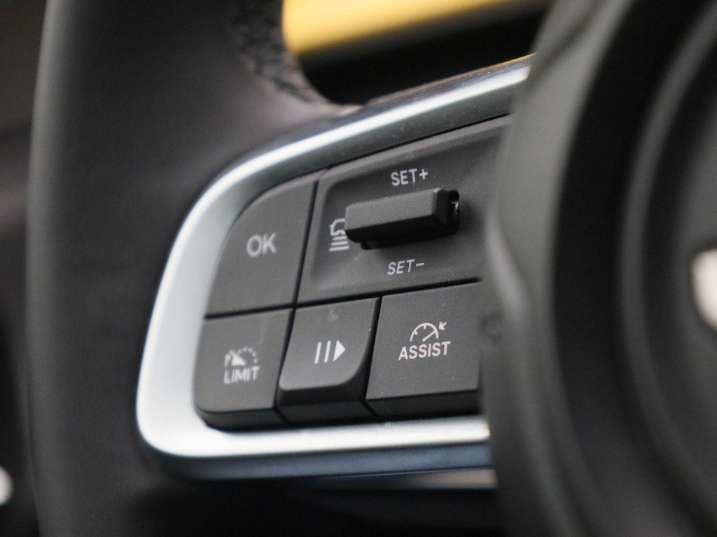 Jeep Avenger 1st edition 54 kwh | navigatie | camera | climate control