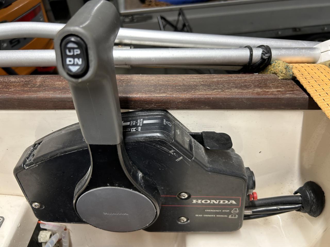 ELAN 15SC Console boot te koop