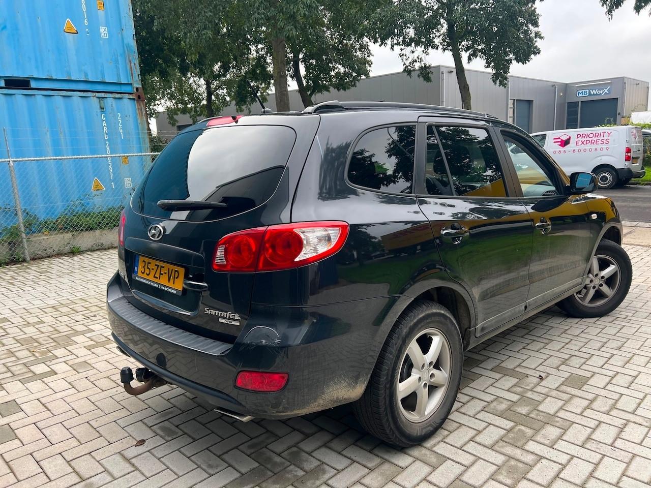 Hyundai Santa Fe 2.7i V6 Dynamic 7persoons