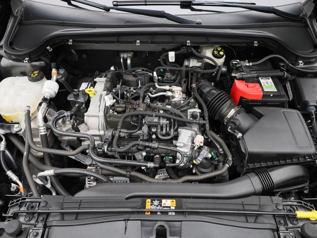Ford Focus 1.0 ecoboost hybrid titanium | navigatie | groot scherm | apple 
