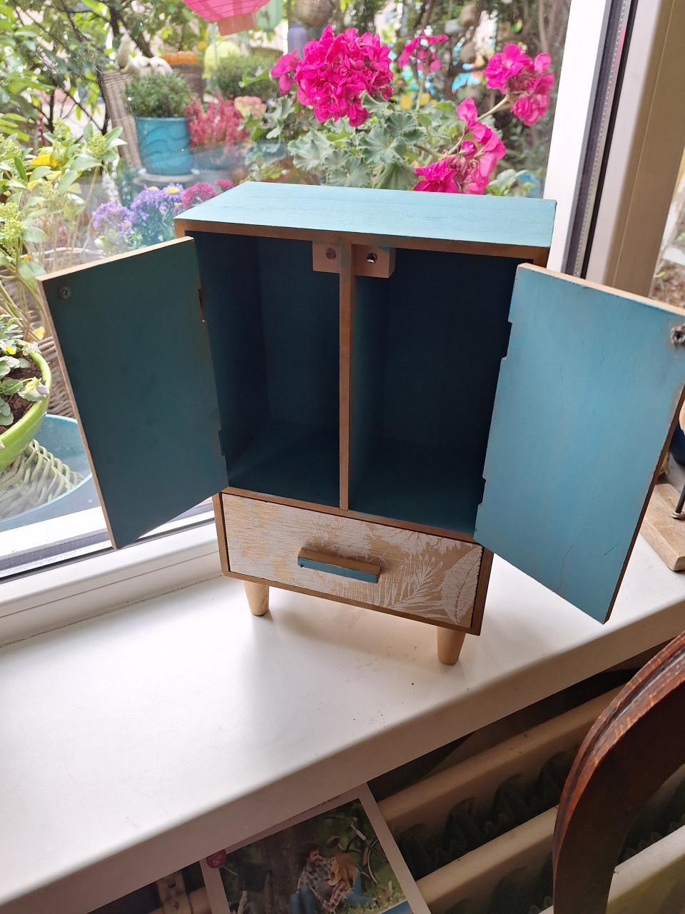 Decoratief mini kastje