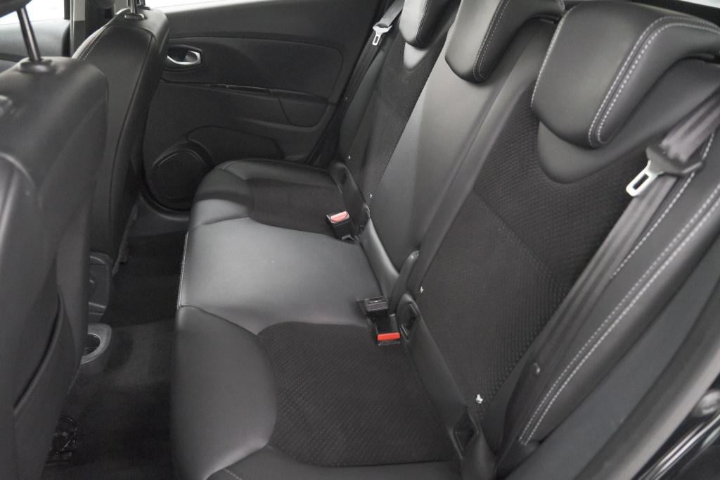 Renault Clio estate tce 90 intens | navigatie | parkeersensoren | climate c