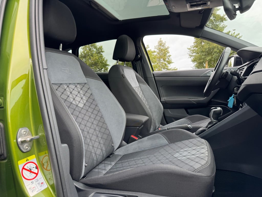 Volkswagen Taigo 1.0 tsi r-line - pano - 1e eigenaar * dsg