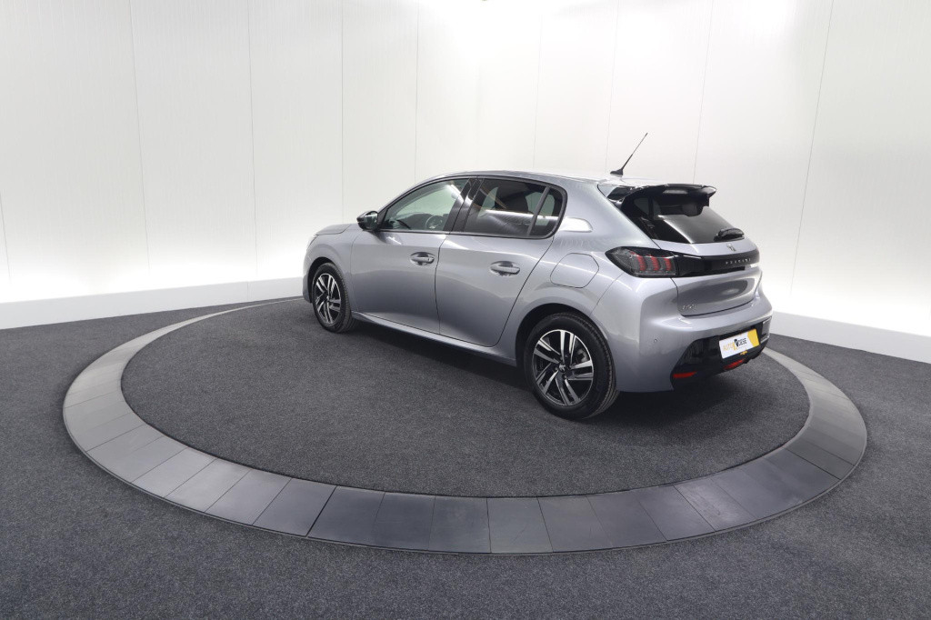Peugeot 208 puretech 100 eat8 allure pack | camera | apple carplay | parkee