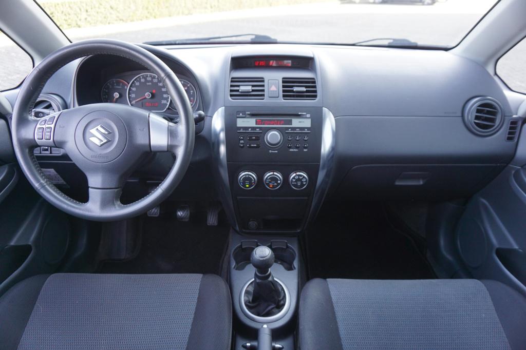 Suzuki Sx4 1.6 exclusive airco / elektr. ramen / trekhaak / lm velgen / nap