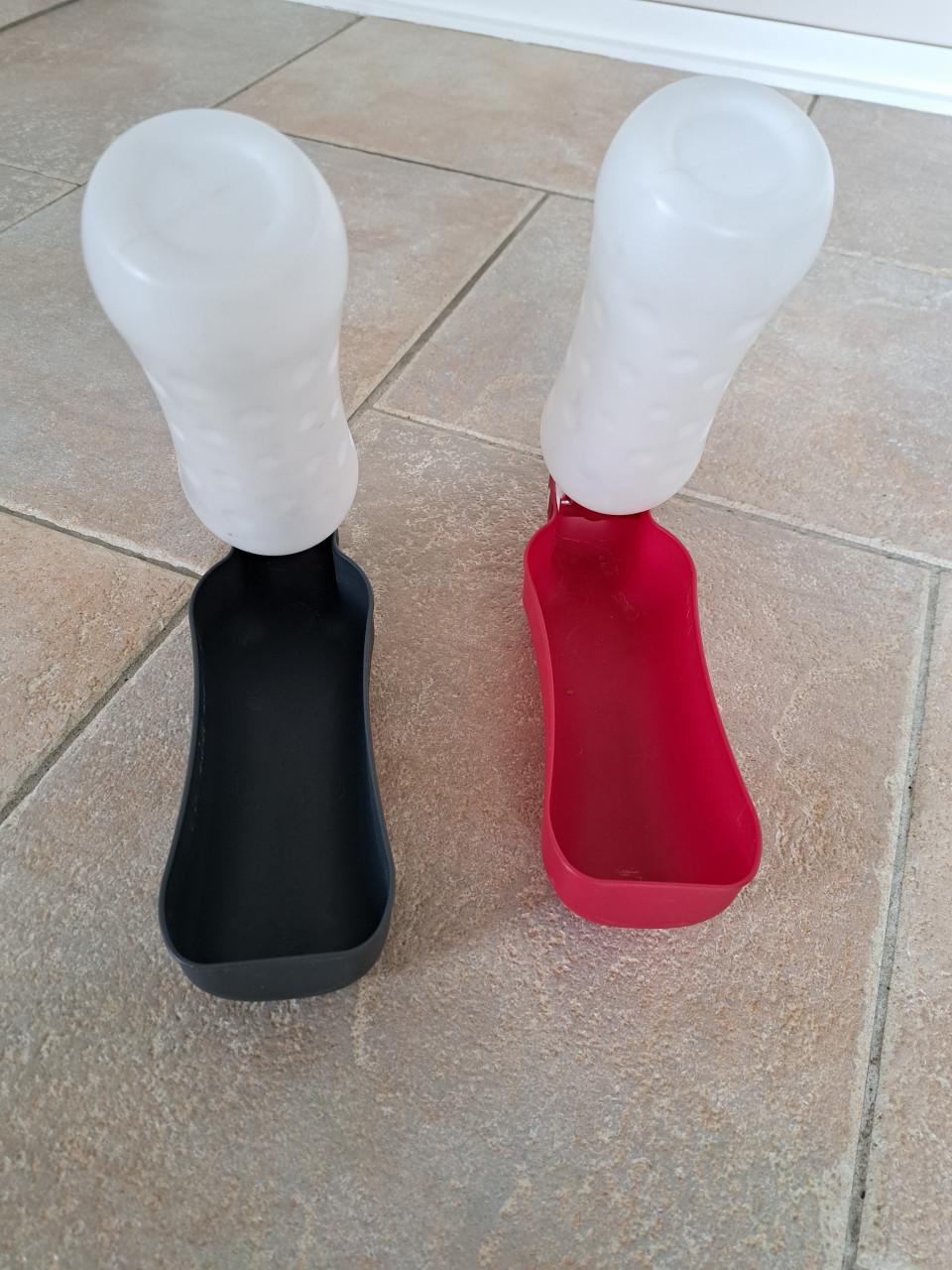2 z.g.a.n drinkflessen voor  de hond