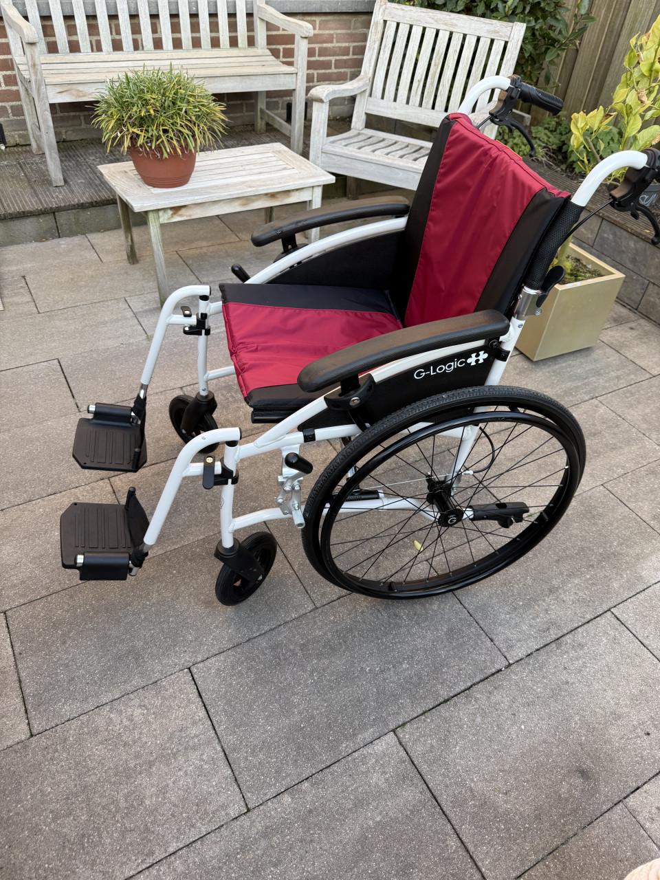 ROLSTOEL LICHTGEWICHT OPVOUWBAAR