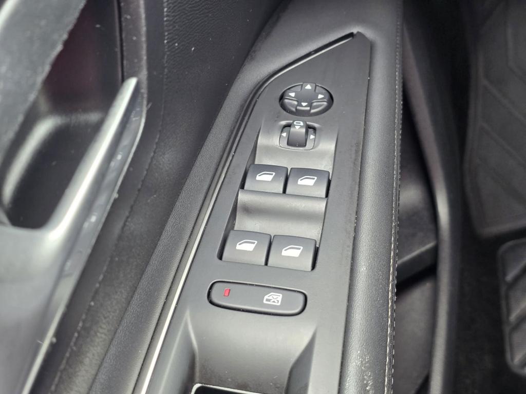 Peugeot 3008 1.2 puretech allure