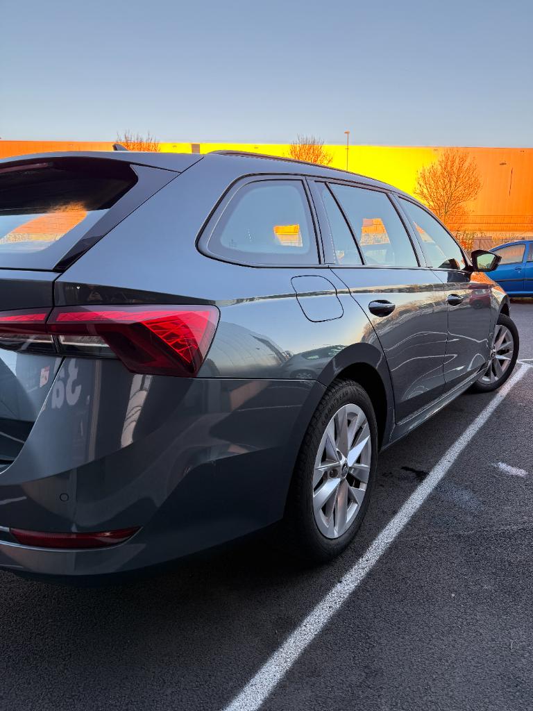 Skoda Octavia combi 1.5 tsi - first edition