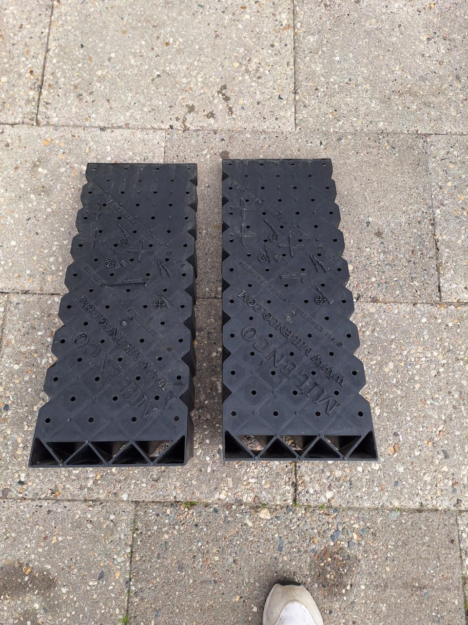 Milenco Triple 3 oprijblokken.