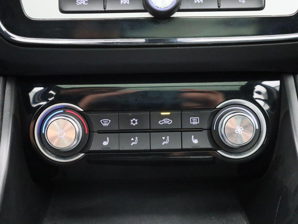 MG Zs Ev mg luxury 45 kwh