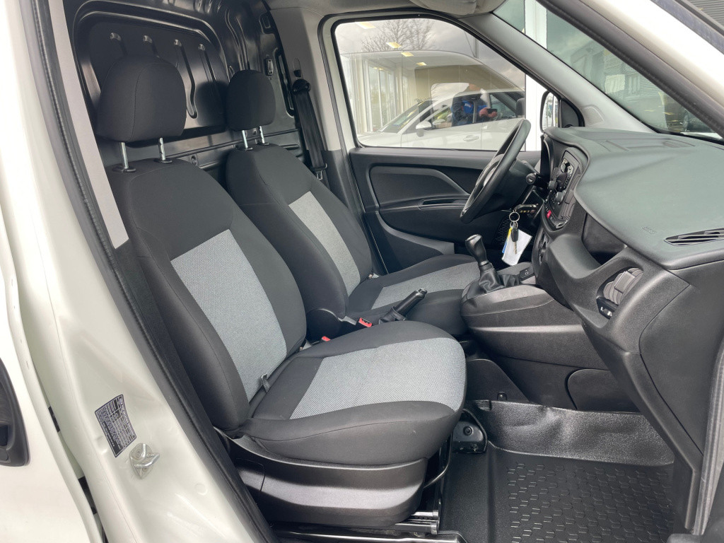 Fiat Doblo cargo 1.3 mj l1h1 actual