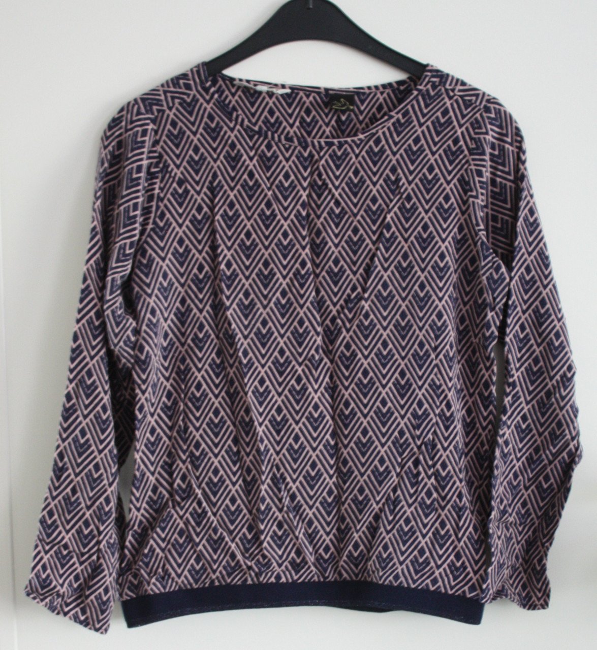 Truitje blauw roze  maat m