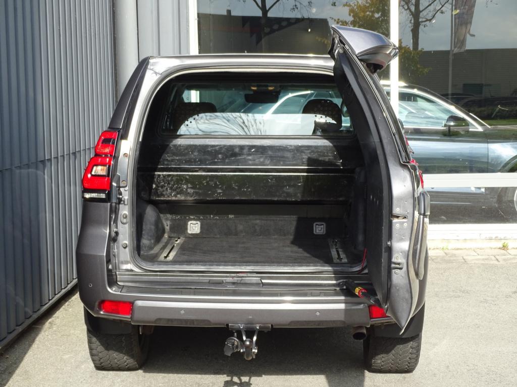 Toyota Land Cruiser 2.8 d-4d comfort be trekker | 5-zitplaatsen |