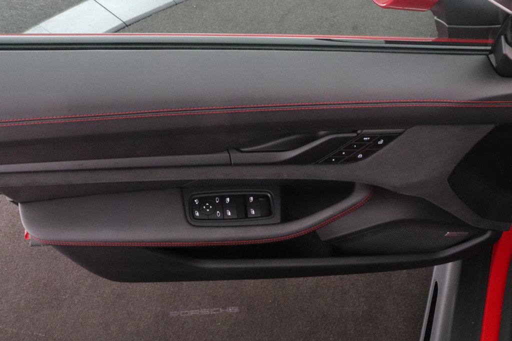 Porsche Taycan sport turismo gts | 93 kwh accu plus | surround view | innod