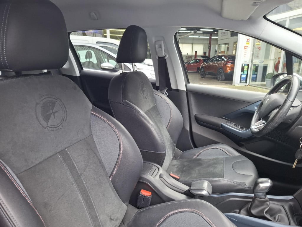 Peugeot 2008 suv 1.2 crossway nav/clima/trekhaak
