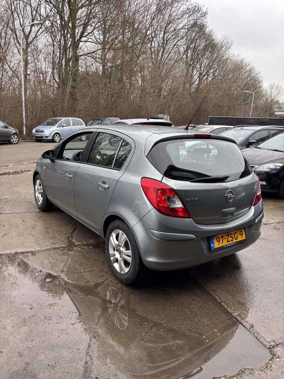 Opel corsa voljaar apk