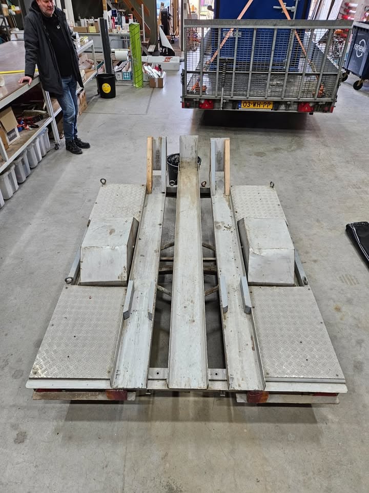 Motoraanhanger/ motortrailer voor 2 motoren bouwjaar 2015
