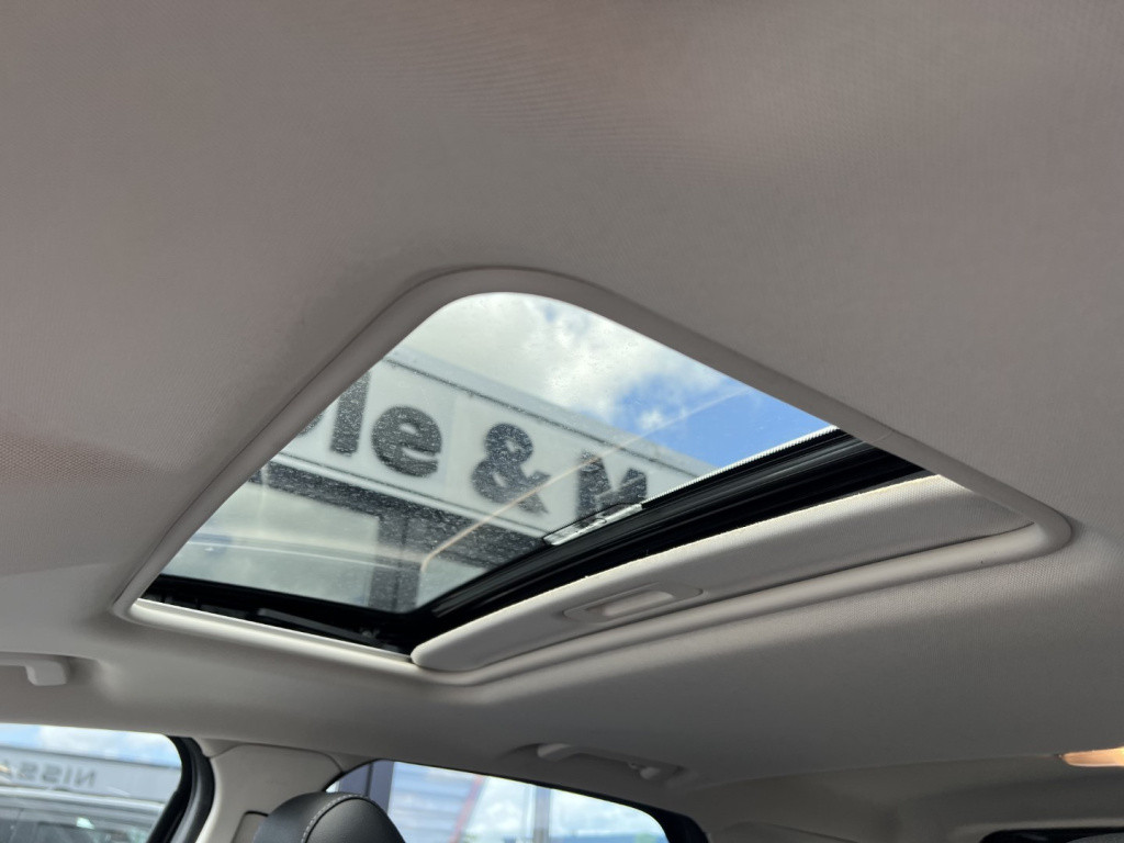 Ford Ecosport 1.0 ecoboost 125pk titanium, voorruitverwarming , stoelverwar